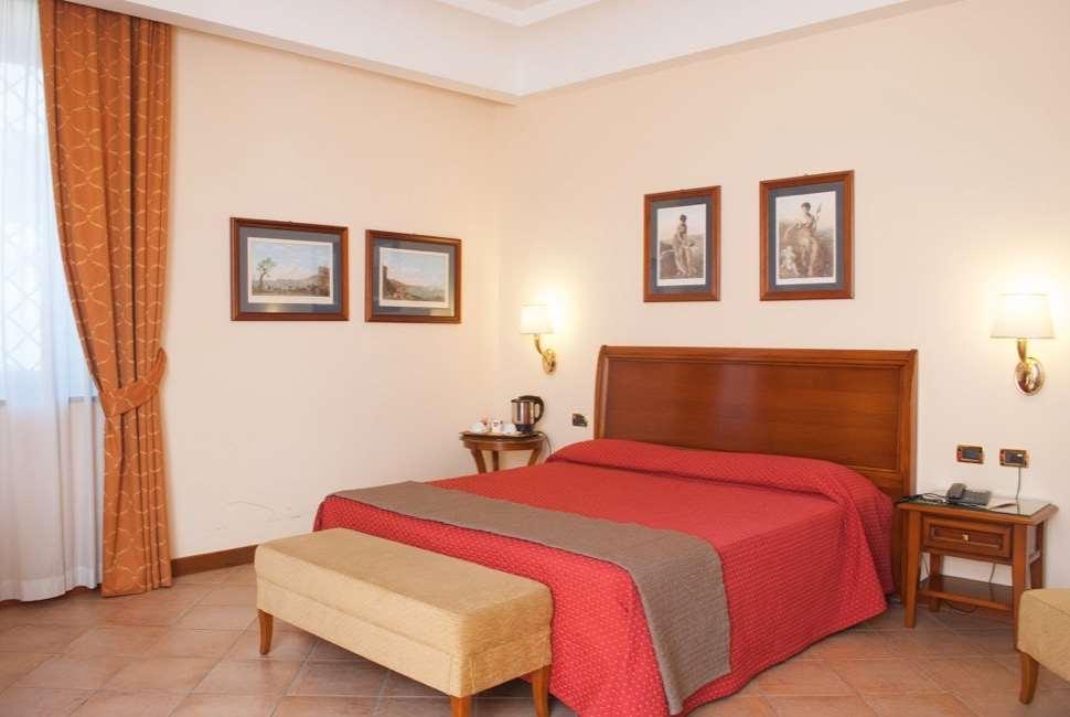 Le Cheminee Business Hotel Napoli Phòng bức ảnh